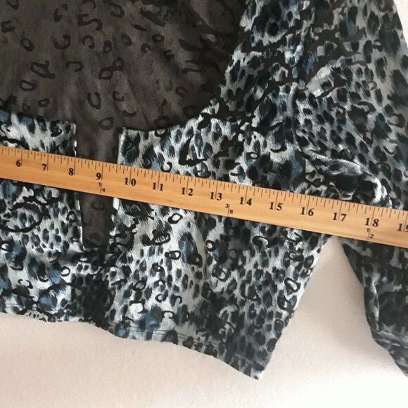 Fashion Nova Blouse Top Womens Blouse X Large Blue Leopard Long Sleeve Wired U - Picture 6 of 9